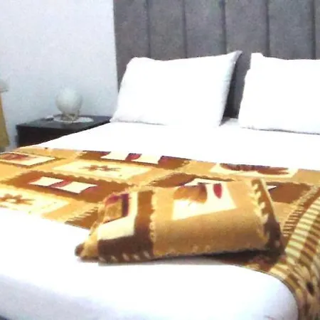 Klaudia Notopen Guest house Sarande