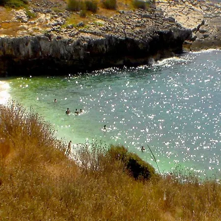 Klaudia Notopen Guest house Sarande