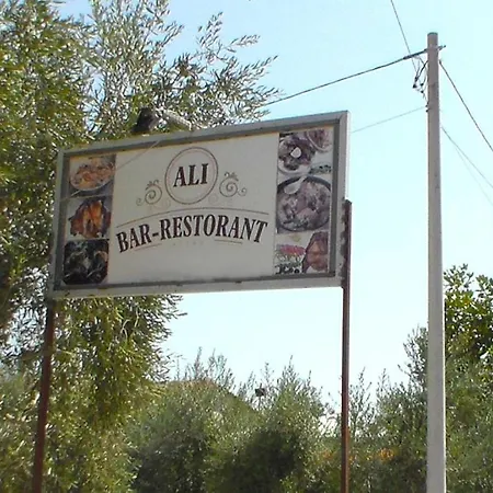 Konukevi Klaudia Notopen *