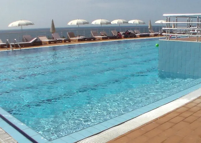 Klaudia Notopen Sarandë